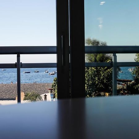 Vista Eolie Apartment Patti Ngoại thất bức ảnh